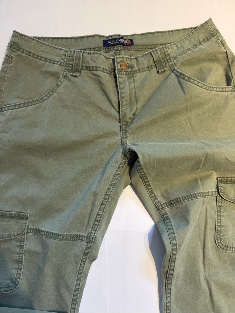 Y2K 2000’s Levi's Low Rise Baggy Cargo Capri Crop Pants Army Green Sz 13 - Picture 4 of 14